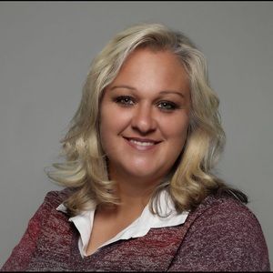 Meet your Posher, Annie